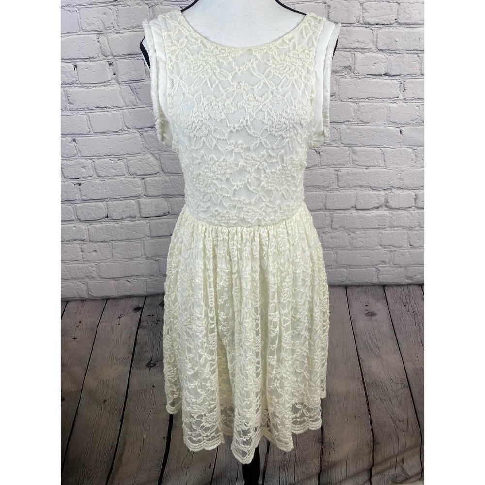Altar’d State Boho Lace Cream White Dress size Large